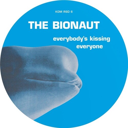 BIONAUT - EVERYBODY'S KISSING EVERYONE
