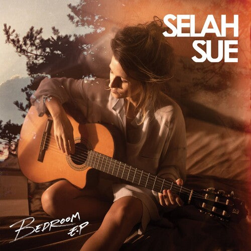 SUE,SELAH - BEDROOM