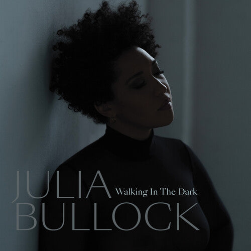 BULLOCK,JULIA / REIF,CHRISTIAN - WALKING IN THE DARK