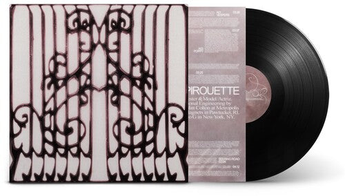 MODEL/ACTRIZ - PIROUETTE