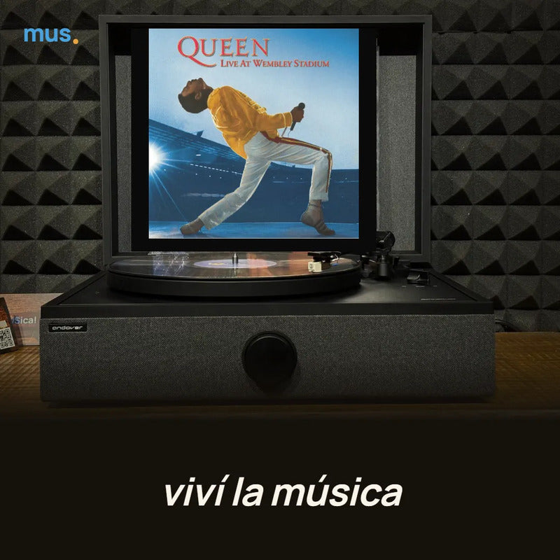 Queen – Live At Wembley Stadium, foto 5 de 5